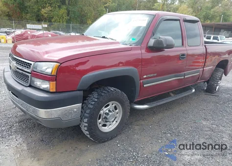 2005 Chevrolet Silverado 2500Hd Ls z USA, uszkodzony, nr VIN 1GCHK29U05E145841